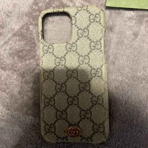 AUTHENTIC GUCCI PHONE CASE (IPHONE 13 PRO MAX) - Picture 12 of 12